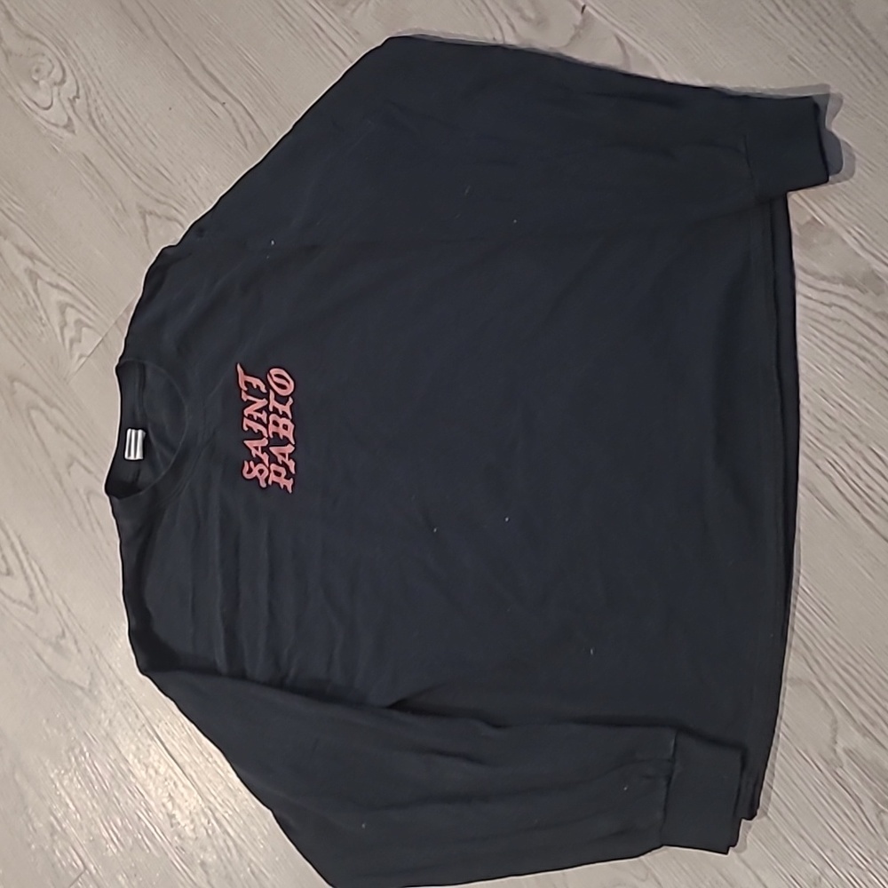 Good Condition Saint Pablo Kanye West T shirt size L ( MORE LIKE MEDIUM)